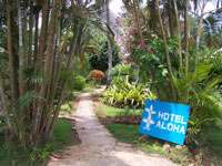 Hotel Aloha Entrance