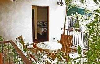 Hotel-Naemie-Terrace