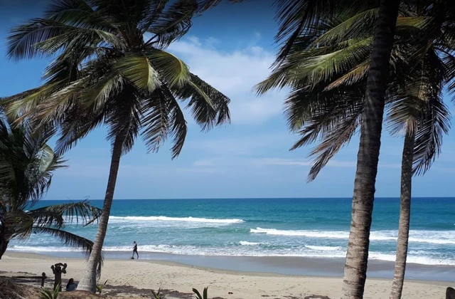 Playa La Lometa Espaillat