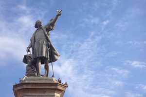 Statue-Christopher-Columbus